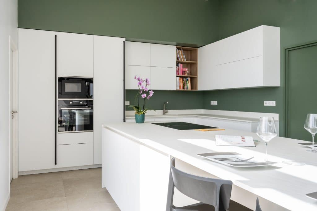 création complète d'une cuisine sur-mesure par Design17