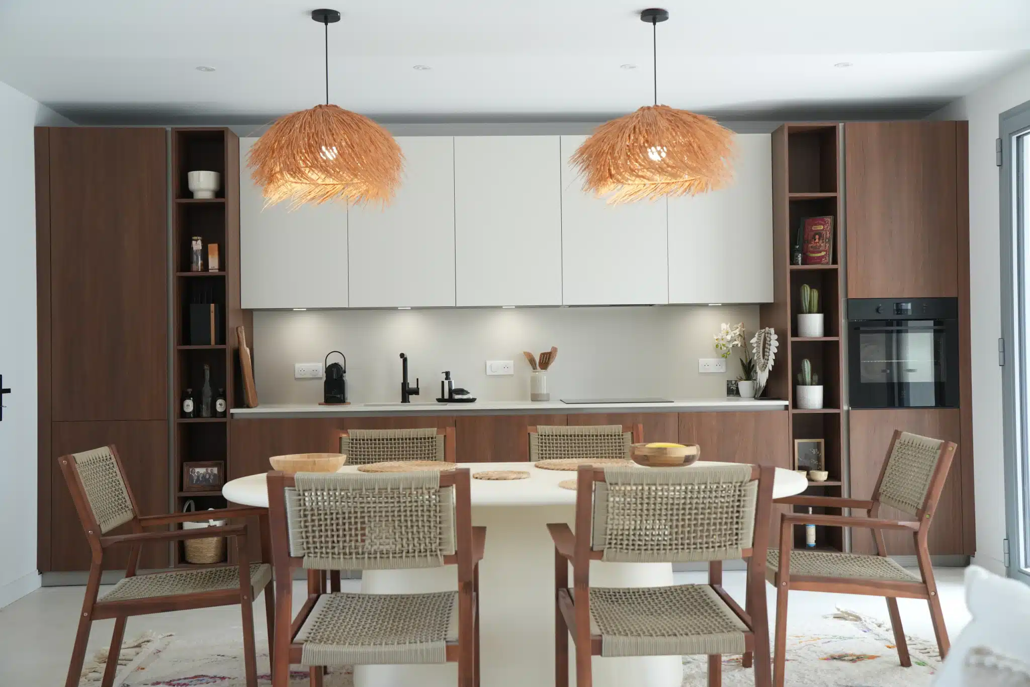 vue d&rsquo;ensemble de la rénovation d&rsquo;une cuisine dans le quartier Le Mail à La Rochelle – Design17